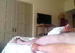 Wife jerks off my wang and make me cum