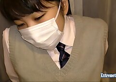 Jav écolière fukada baise non censuré dans son uniforme mignon jeune se fait mouillé sur le bureau