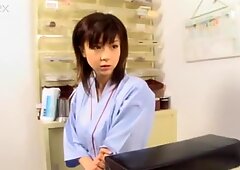 Ładne Nastolatka Aki Hoshino wizyty Szpital do kontroli